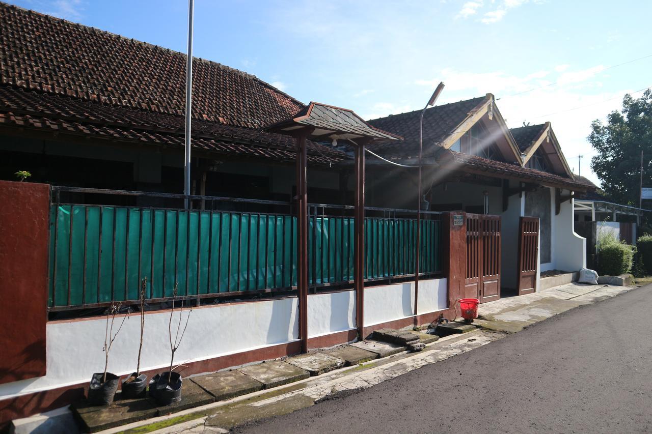 Kembar Guesthouse Yogyakarta Exteriér fotografie
