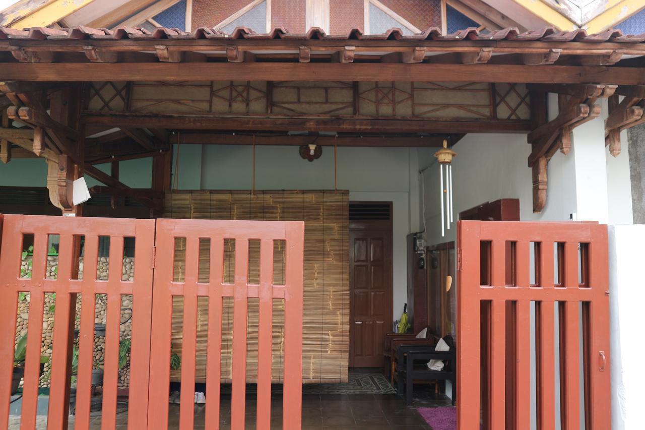 Kembar Guesthouse Yogyakarta Exteriér fotografie